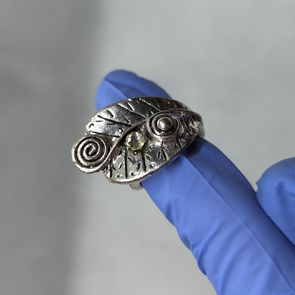 Swirly leaf ring 💍 - Picture 4 of 8